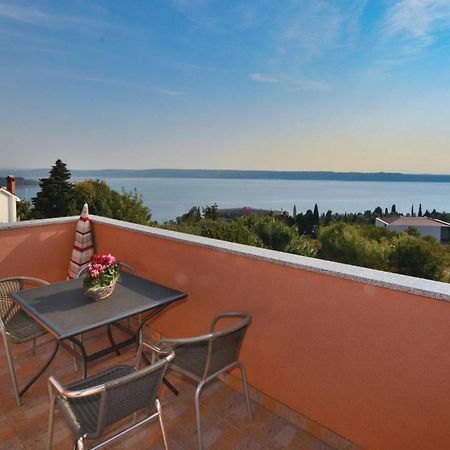 2 Bedroom Amazing Apartment In Portorož Exterior foto