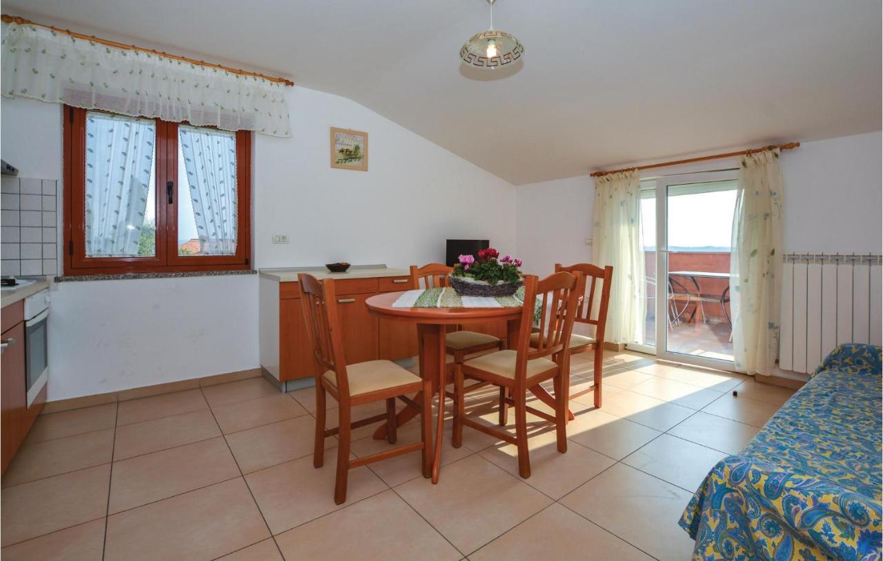 2 Bedroom Amazing Apartment In Portorož Exterior foto