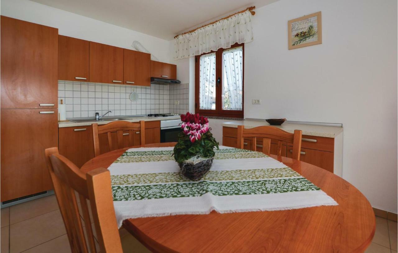 2 Bedroom Amazing Apartment In Portorož Exterior foto